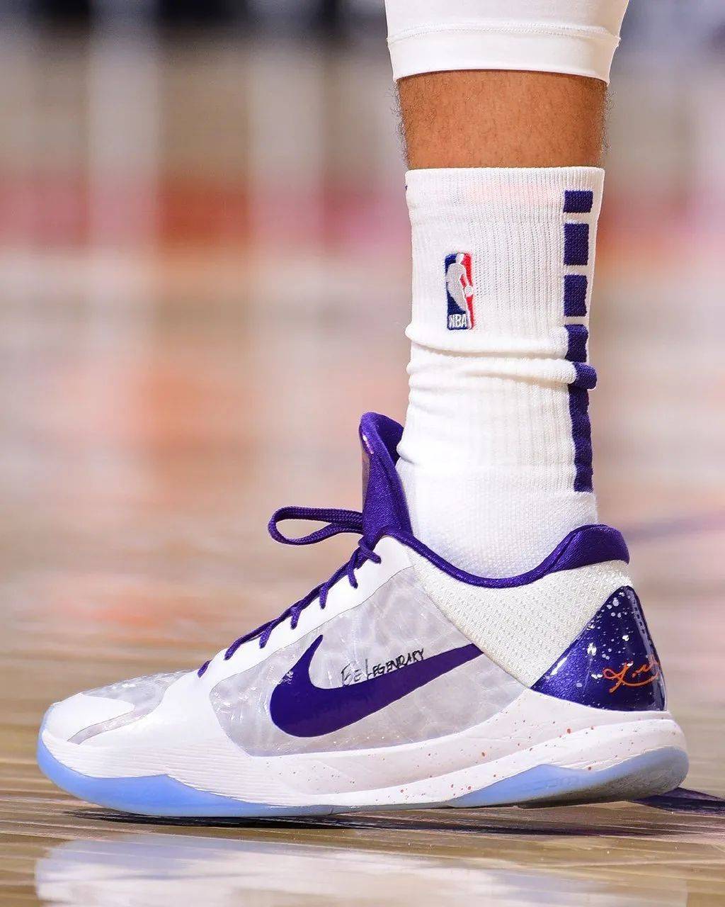 “曾经无人能及的耐克 回来了”-爱游戏(ayx)中国官方网站(图5)
“曾经无人能及的耐克 回来了”-爱游戏(ayx)中国官方网站(图5)