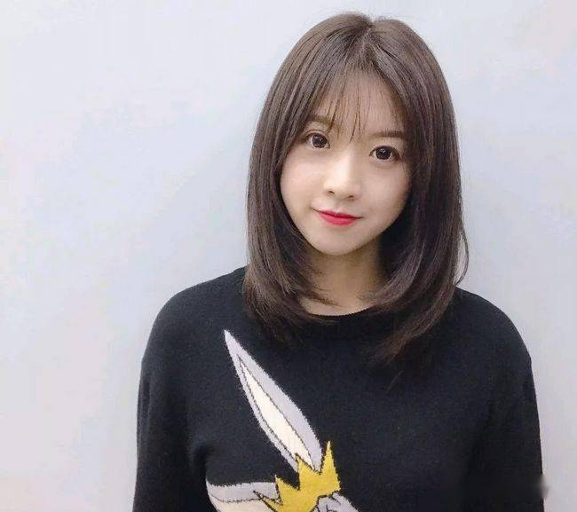 “ayx官方网站”
2020最新盛行“不长不短”发型(图86) “ayx官方网站”
2020最新盛行“不长不短”发型(图86)