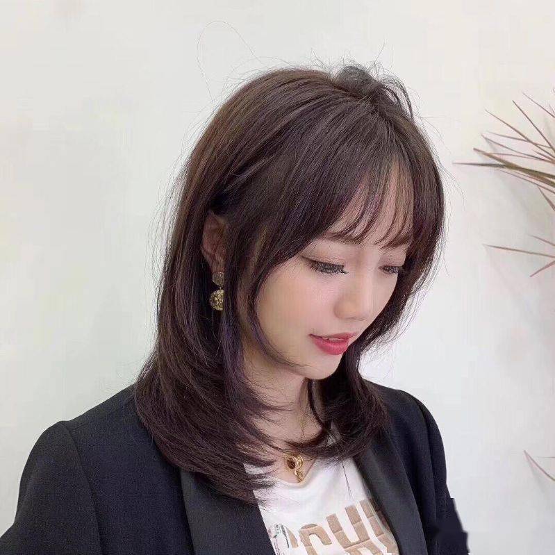 “ayx官方网站”
2020最新盛行“不长不短”发型(图97) “ayx官方网站”
2020最新盛行“不长不短”发型(图97)