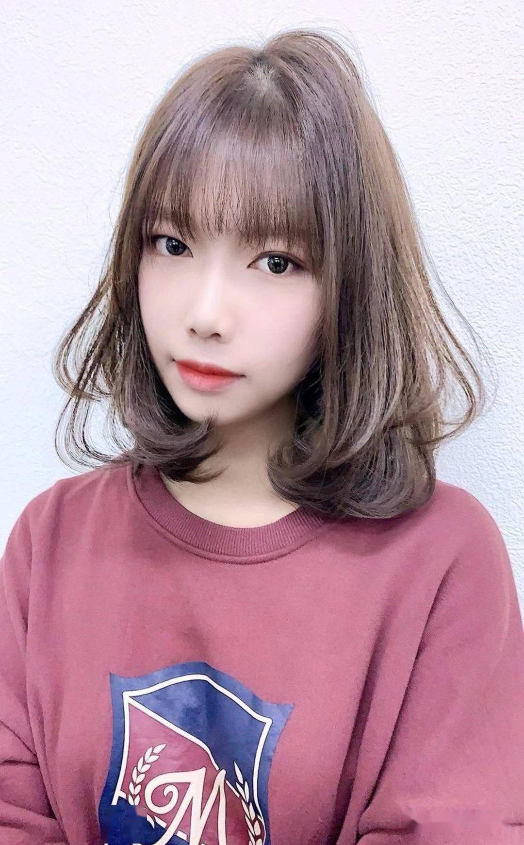 “ayx官方网站”
2020最新盛行“不长不短”发型(图115) “ayx官方网站”
2020最新盛行“不长不短”发型(图115)