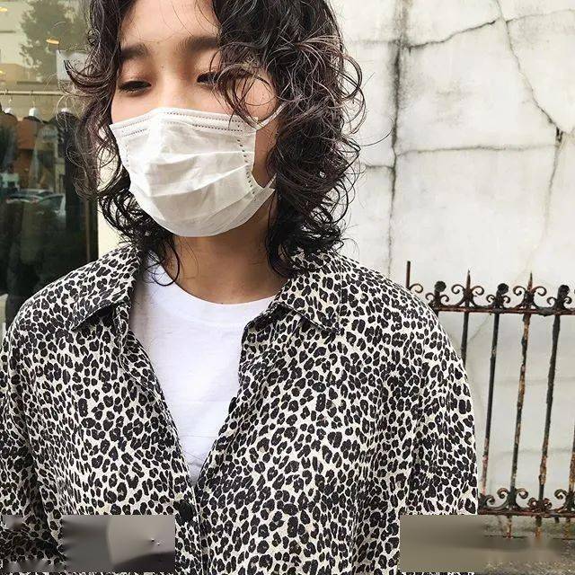 2020年烫发必收:日系烫发气势派头提案:ayx官方网站(图8)
2020年烫发必收:日系烫发气势派头提案:ayx官方网站(图8)