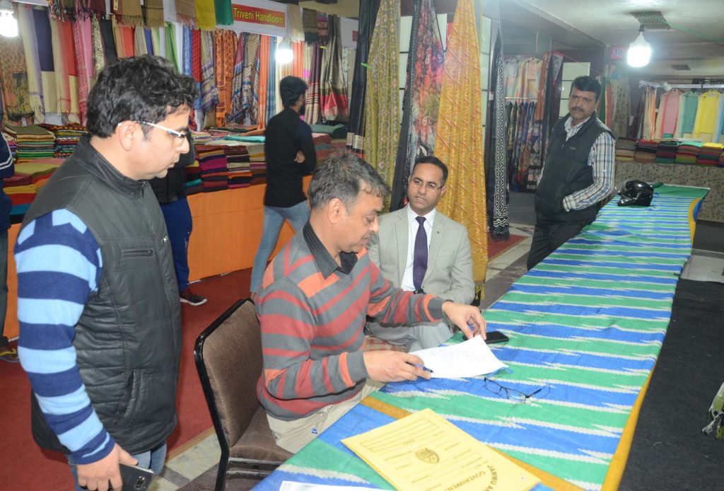 ayx官网_郑采妍将担任27日《音乐银行》特别MC 所在组合将带来精彩的舞台表演(图1) ayx官方网站