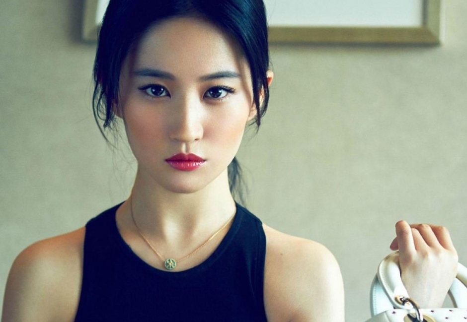 惠特尼休斯顿女儿过度伤悲两度入院 接受抗焦虑治疗“ayx官网”(图1) ayx官网