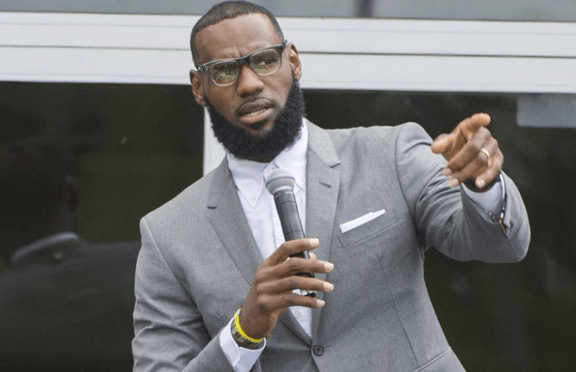 ayx官网-
NBA那么多球星退役后破产了 可是这5位想破产都很难!(图6) ayx官网-
NBA那么多球星退役后破产了 可是这5位想破产都很难!(图6)