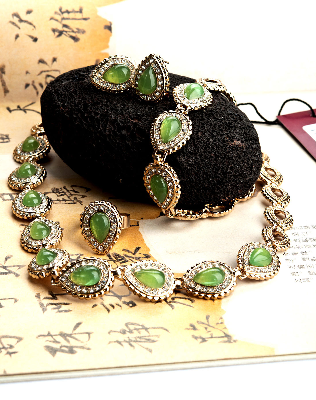 ayx官网|
明星小时候的照片!邓超没一点变化 看到舒淇才知道什么叫仙颜(图1) 爱游戏(ayx)中国官方网站